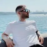 دانلود آهنگ کاش بودی از آرتا
